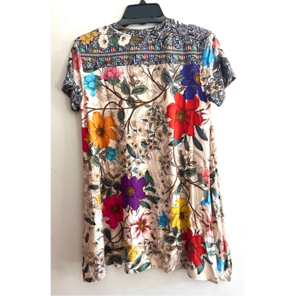 Johnny Was Archibal Drape Tee - Picture 5 of 5